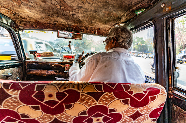 Jízda taxi po Bombaji