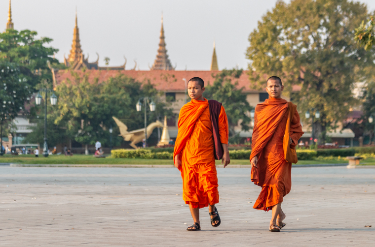 Mniši v Kambodži mohou studovat jak v klášteře, tak i navštěvovat veřejné školy