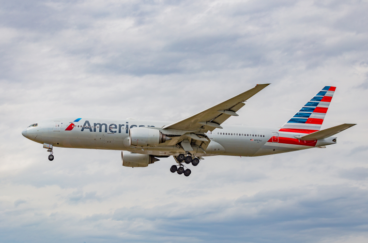 American Airlines, 777